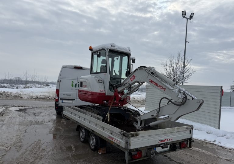 Isporuka Takeuchi TB230 sa 4250 r/h i 4 korpe našem kupcu u Sloveniji